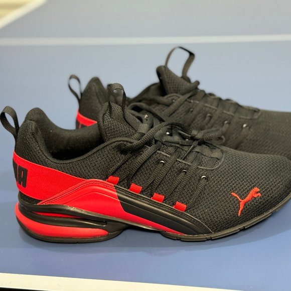 Puma Other - Puma Men's Size 9 Black and Red Training Sneakers- Used